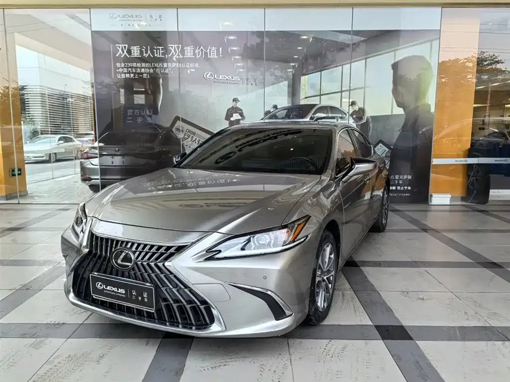 Lexus ES 2022 из CN, фото 1