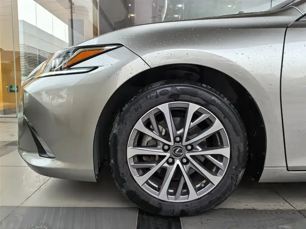 Lexus ES 2022 из CN, фото 10