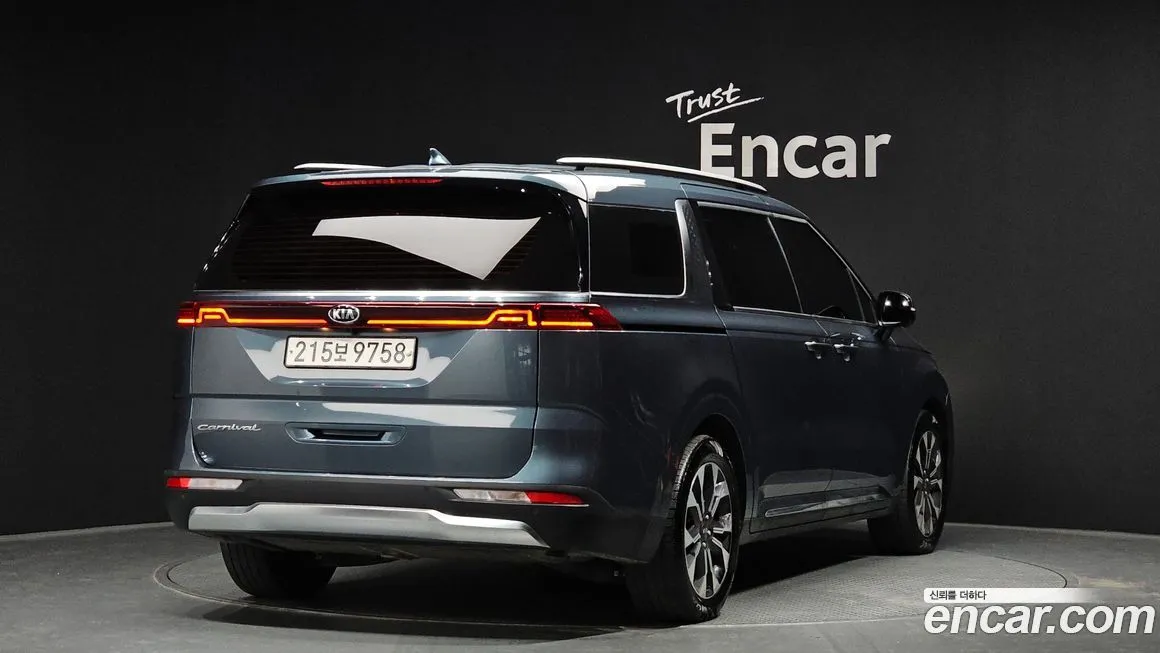 Kia Carnival 2021 из KR, фото 2