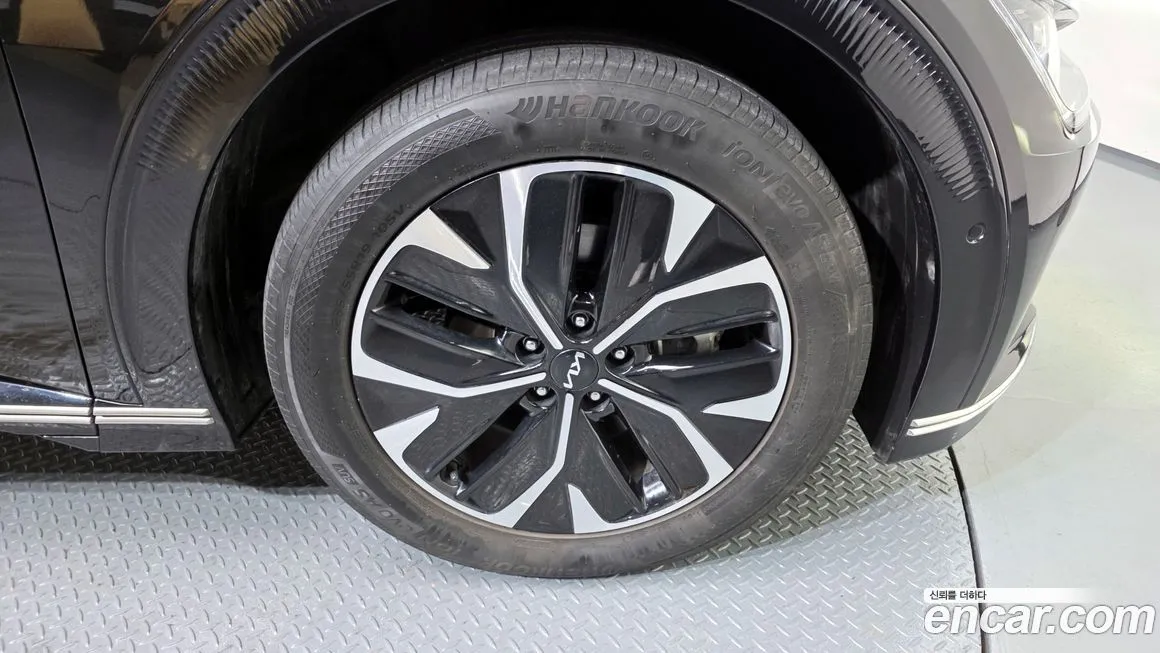 Kia EV6 — фото 5