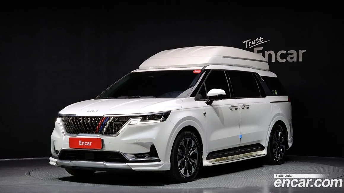 Kia Carnival — фото 1