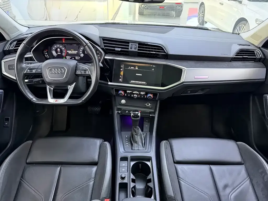 Audi Q3 Sportback — фото 5