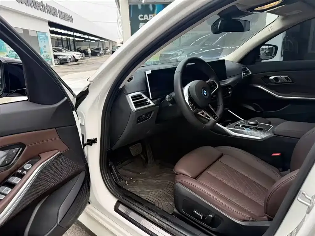 BMW i3 2024 из CN, фото 3