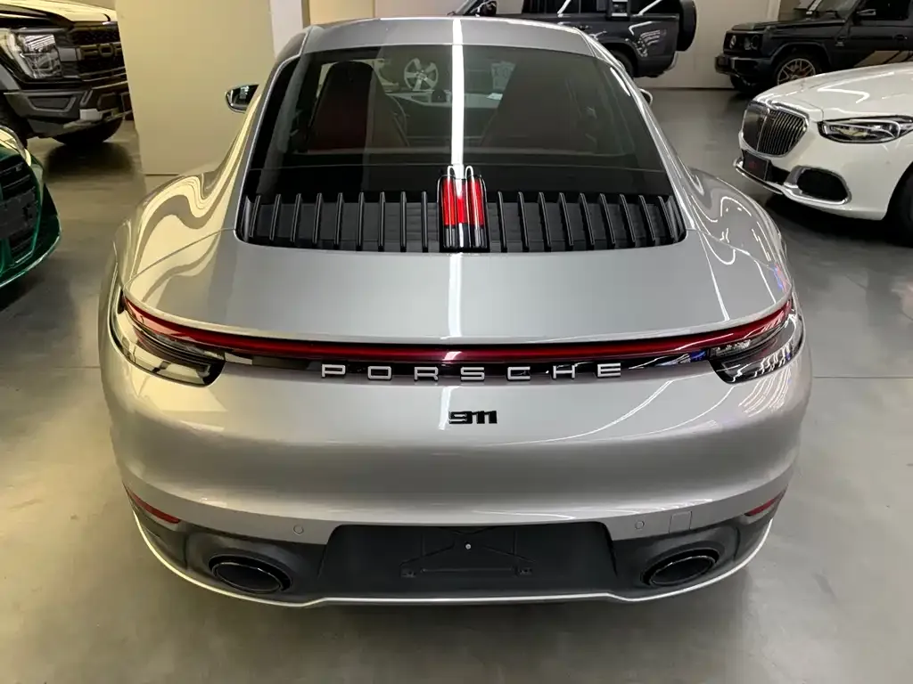 Porsche 911 2023 из CN, фото 10