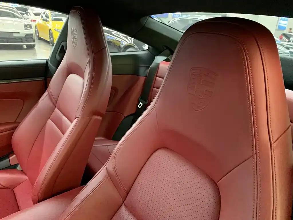 Porsche 911 2023 из CN, фото 4