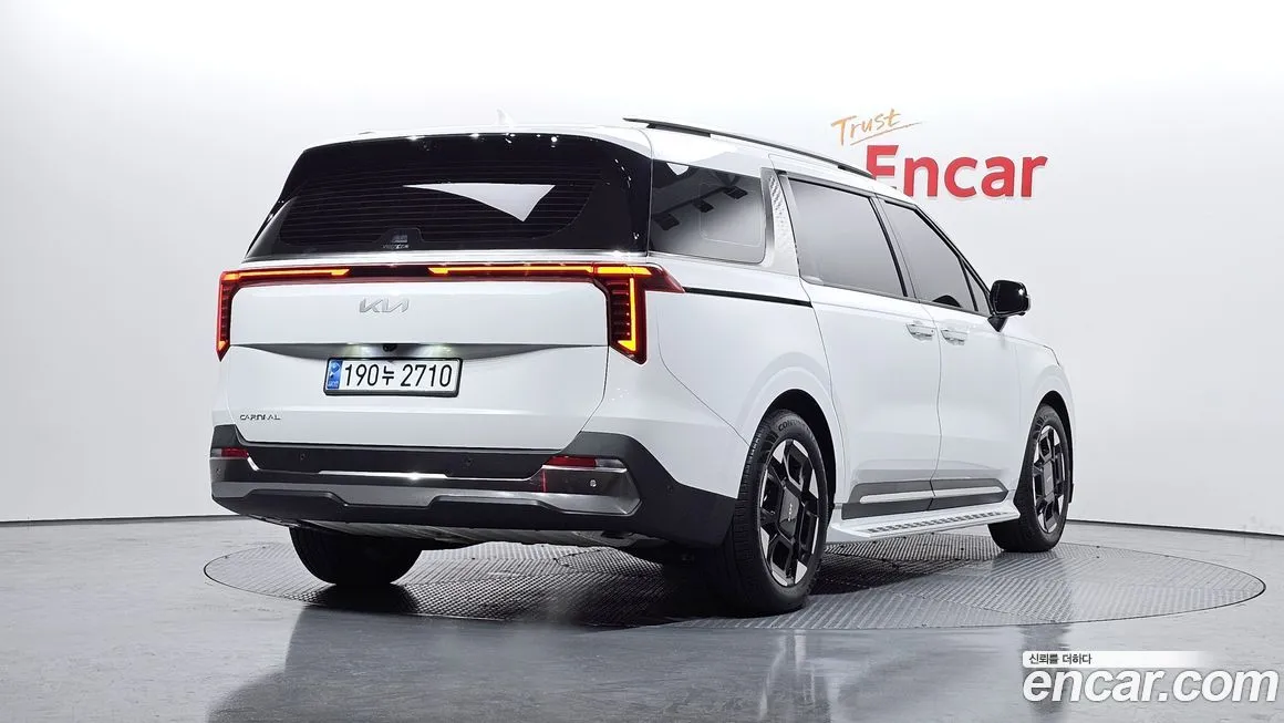 Kia Carnival 2024 из KR, фото 2