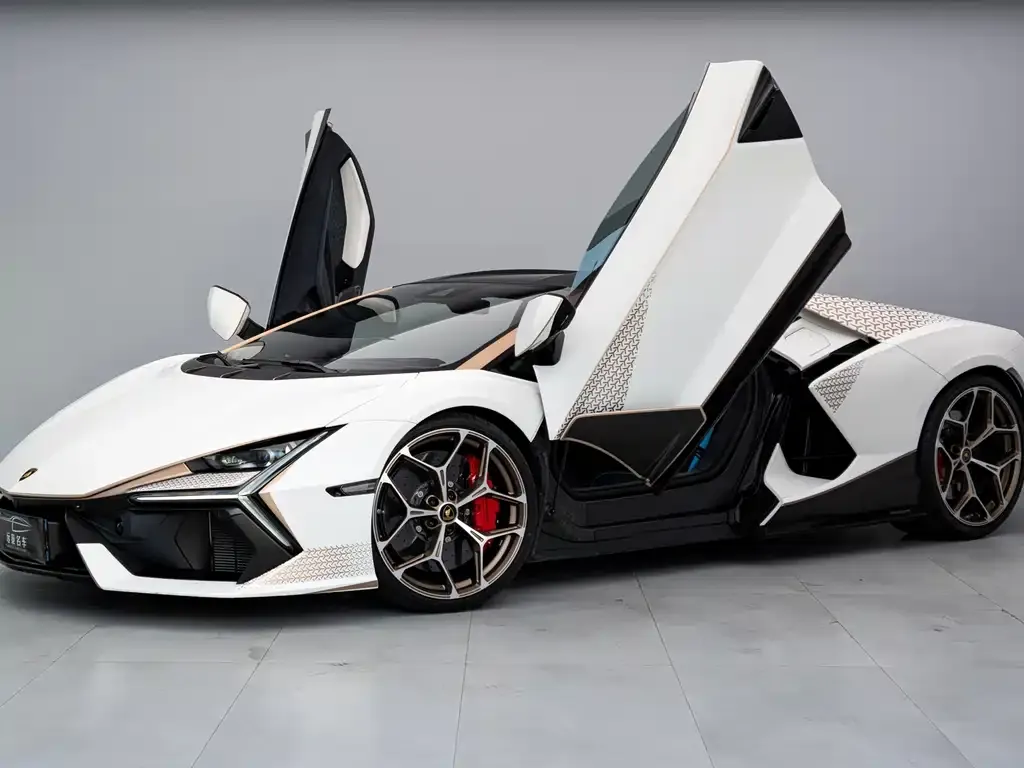 Lamborghini Revuelto 2025 из CN, фото 3