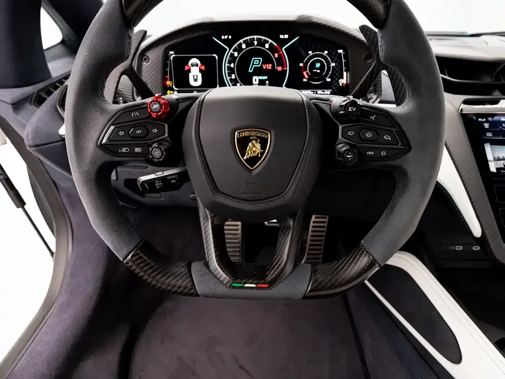 Lamborghini Revuelto 2025 из CN, фото 9