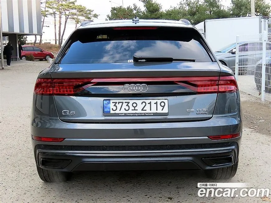 Audi Q8 2023 из KR, фото 2