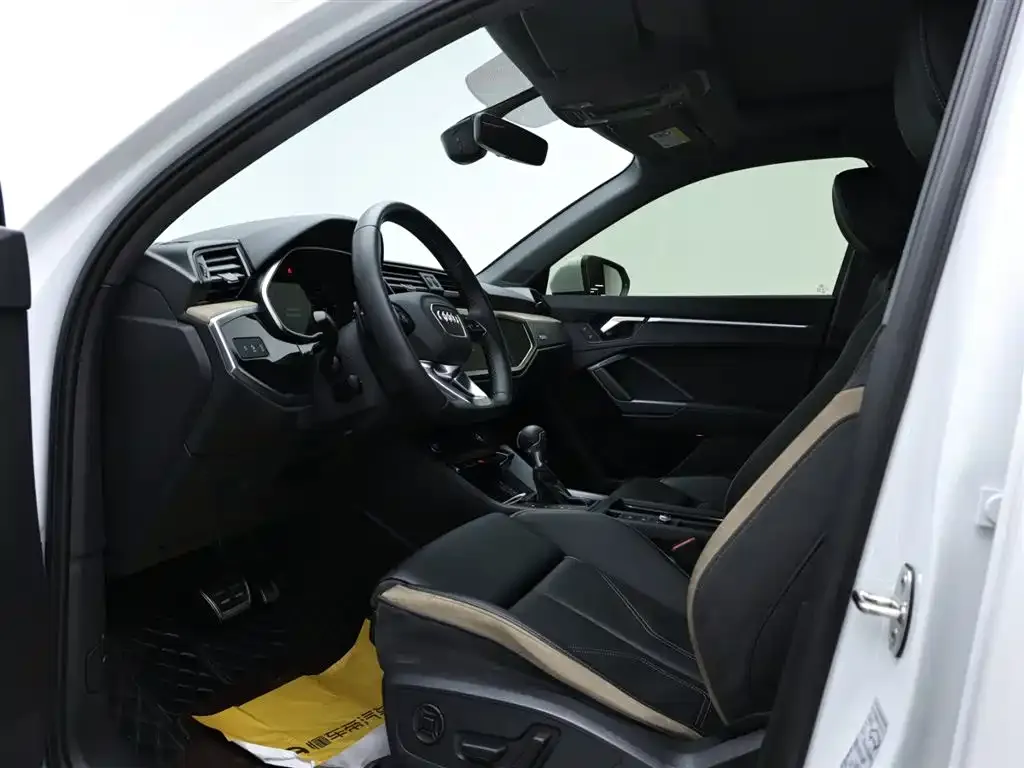 Audi Q3 2025 из CN, фото 10