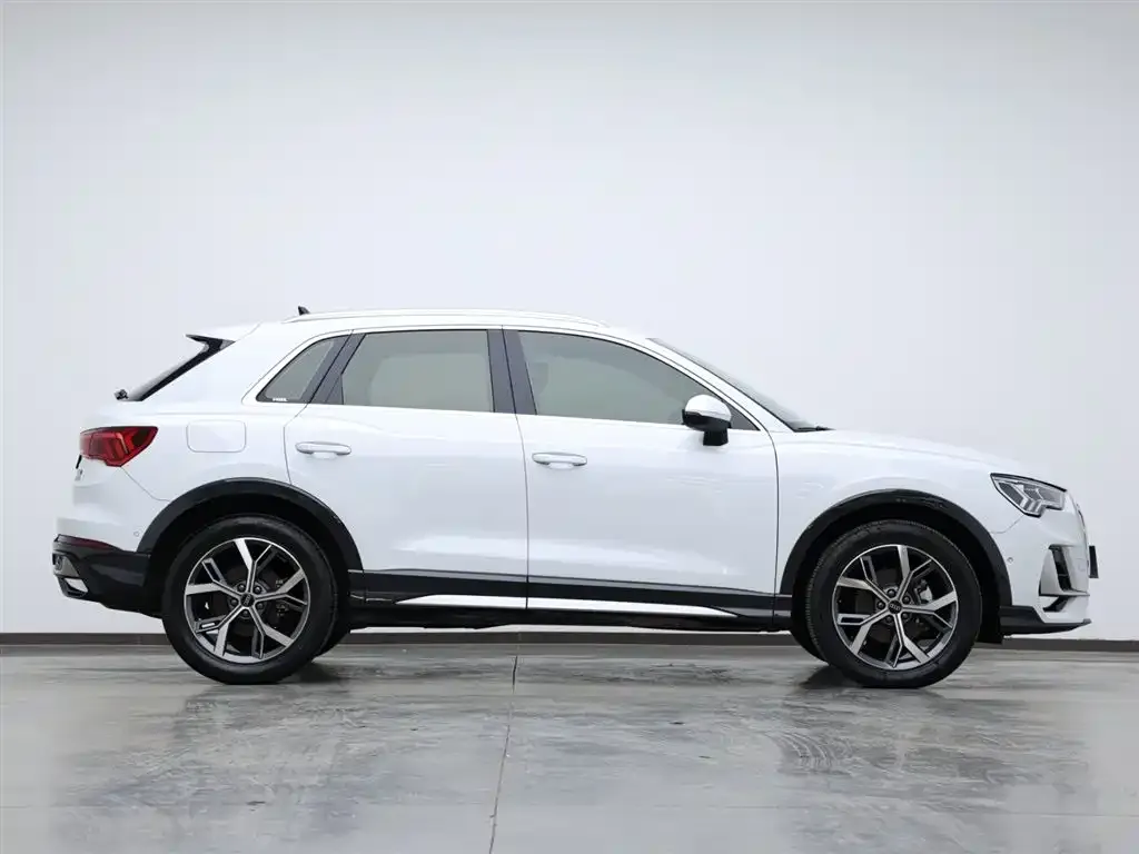 Audi Q3 2025 из CN, фото 6