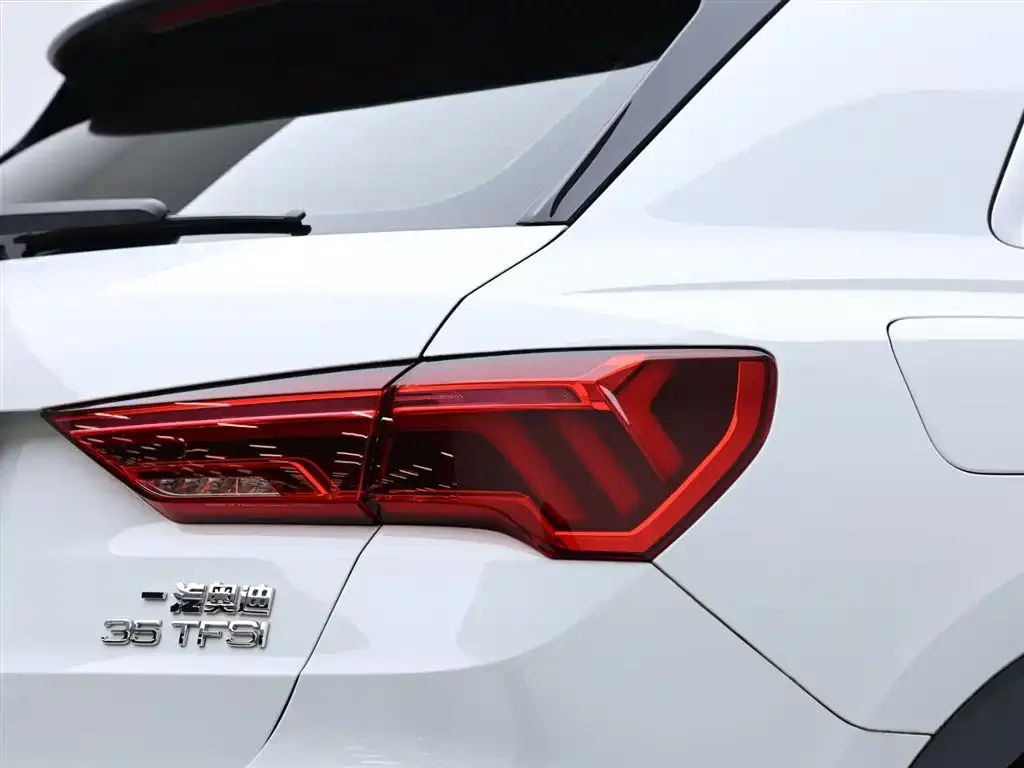 Audi Q3 2025 из CN, фото 7