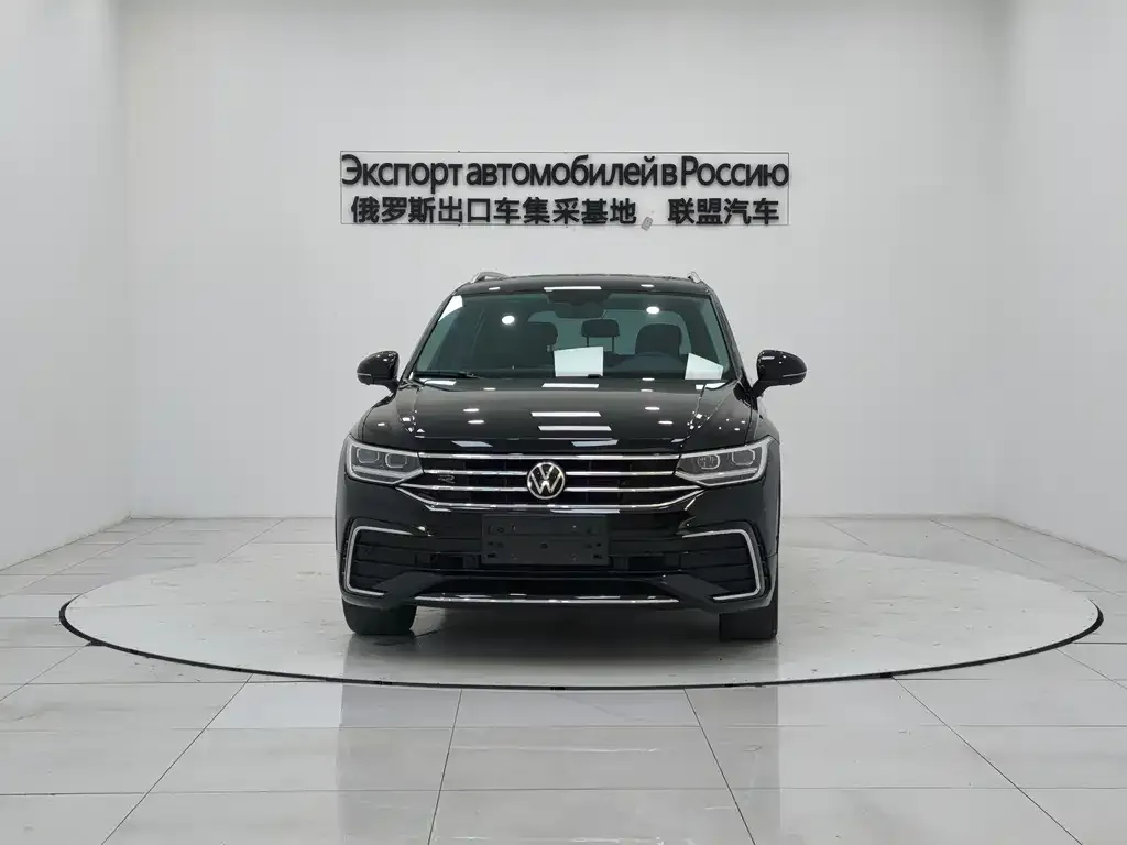 Volkswagen Tiguan L 2021 из CN, фото 2