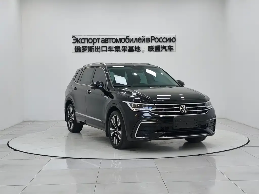 Volkswagen Tiguan L 2021 из CN, фото 3