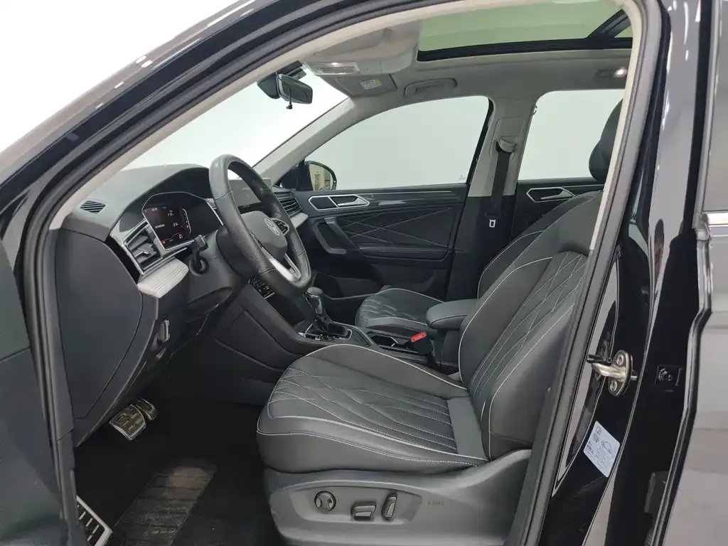 Volkswagen Tiguan L 2021 из CN, фото 7