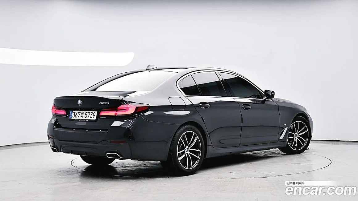 BMW 5-Series 2021 из KR, фото 4