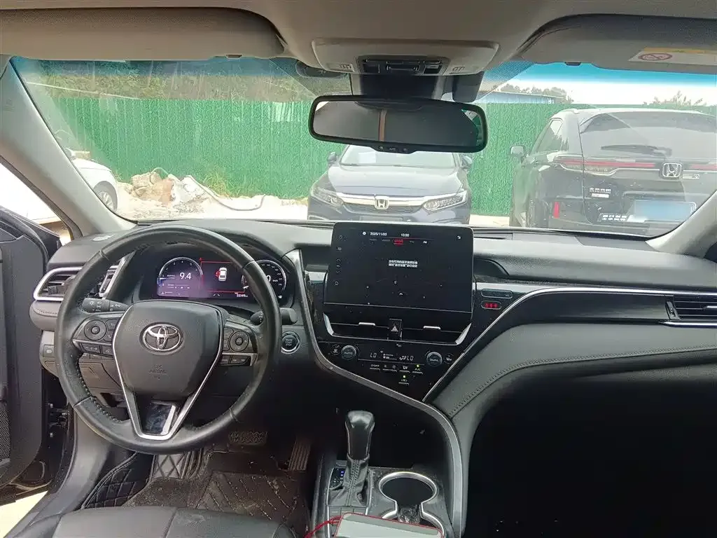 Toyota Camry 2023 из CN, фото 9