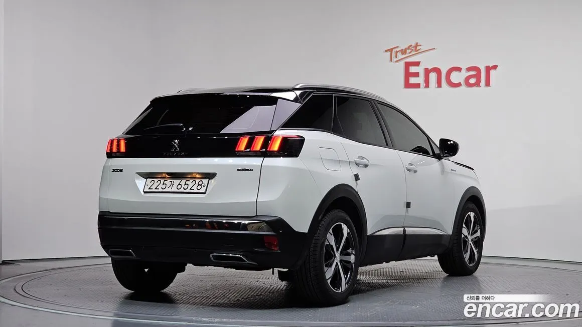 Peugeot 3008 2021 из KR, фото 2