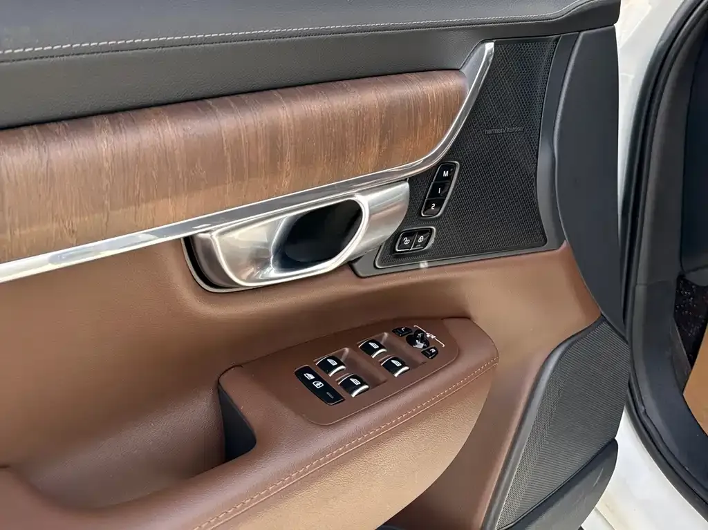 Volvo S90 2023 из CN, фото 10