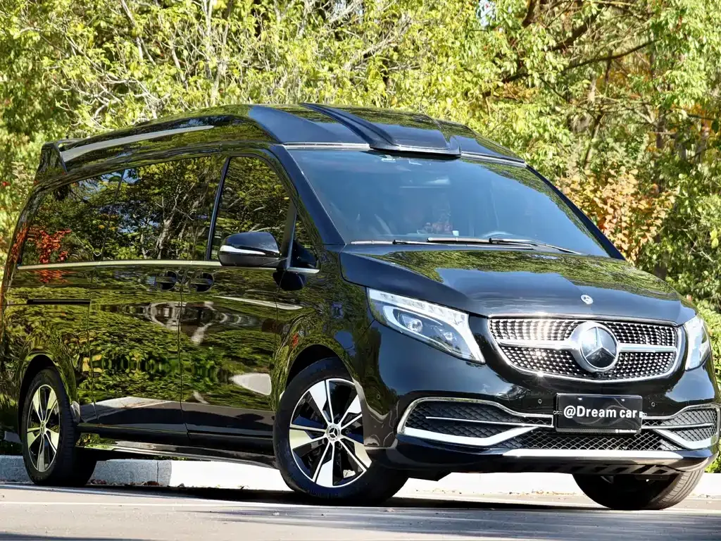 Mercedes-Benz V-Class 2023 из CN, фото 3
