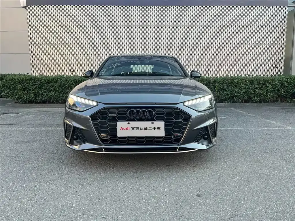 Audi A4L 2024 из CN, фото 2
