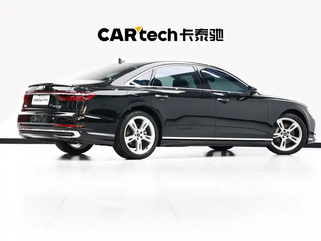 Audi A8 2023 из CN, фото 4