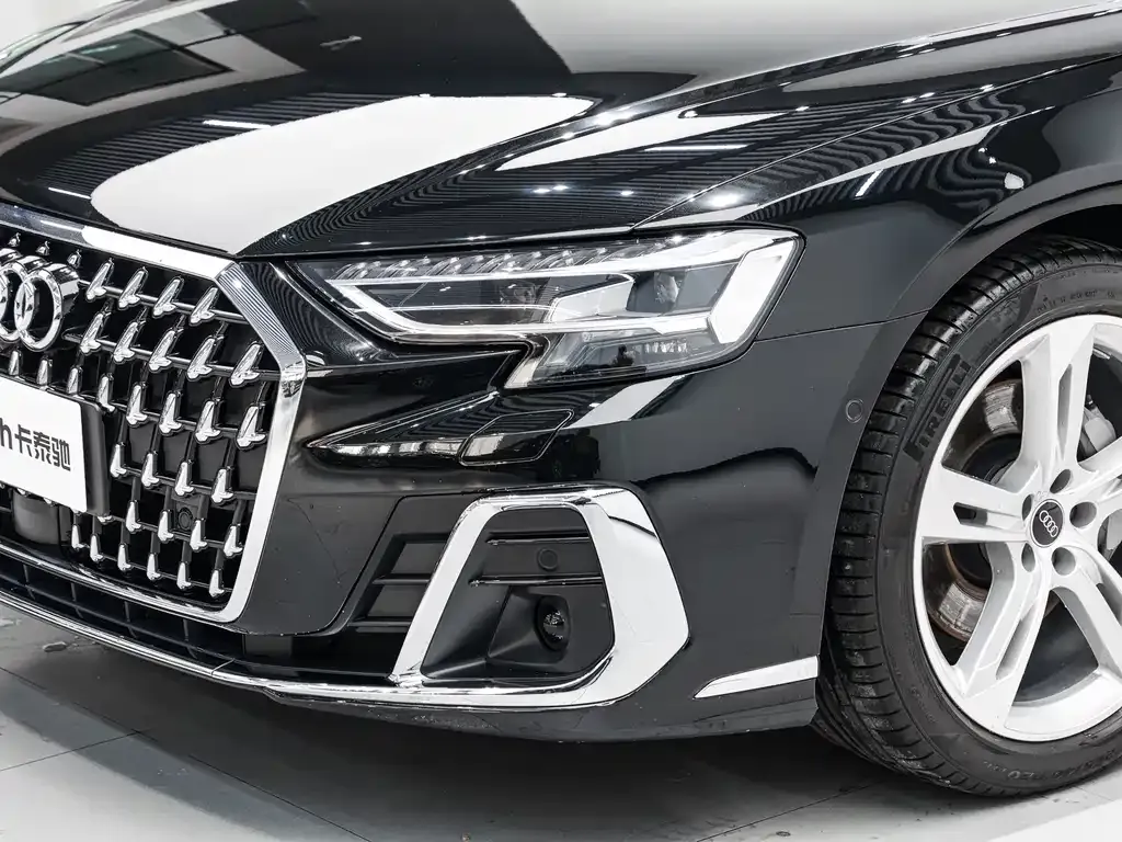 Audi A8 2023 из CN, фото 8