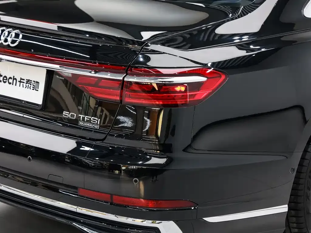 Audi A8 2023 из CN, фото 9