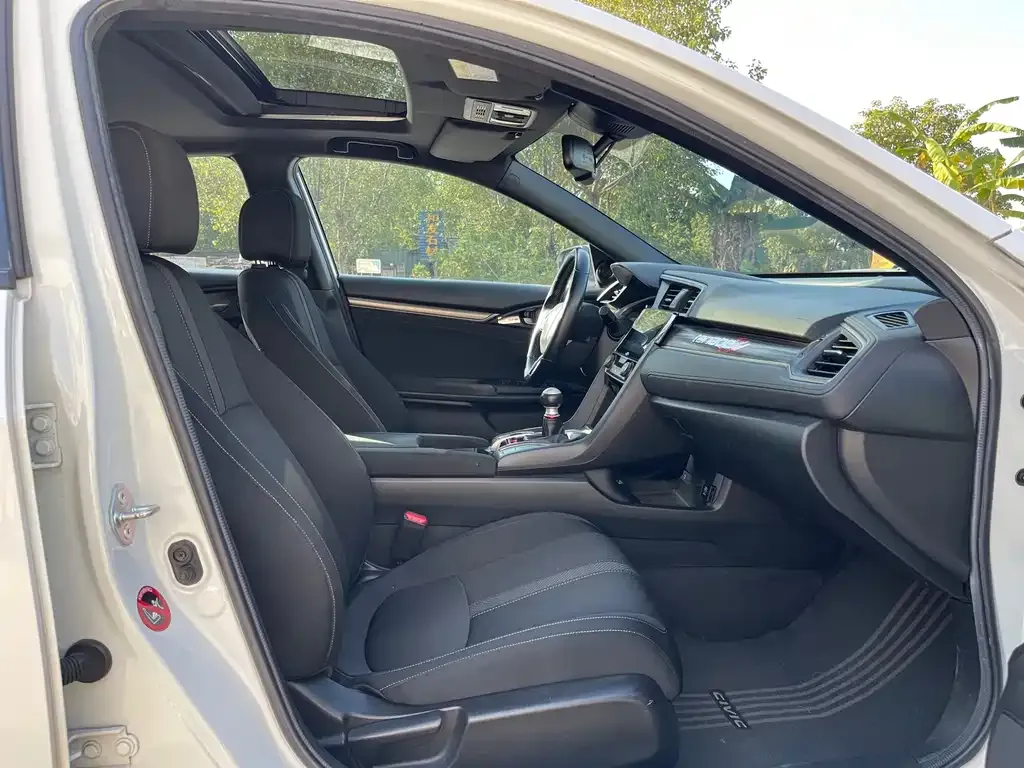Honda Civic 2021 из CN, фото 8