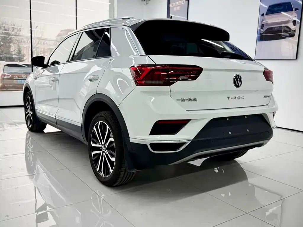 Volkswagen T-Roc — фото 4
