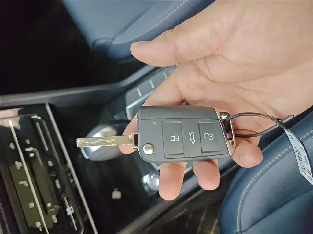 Volkswagen Tharu 2023 из CN, фото 9