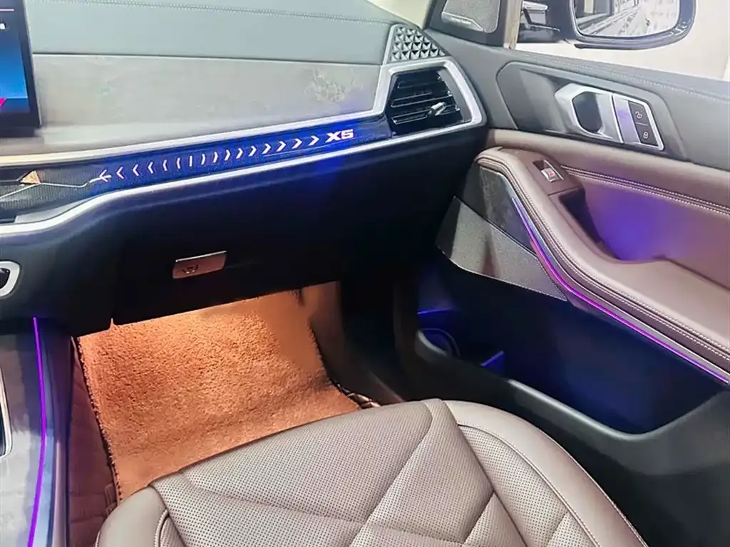 BMW X5 2023 из CN, фото 2