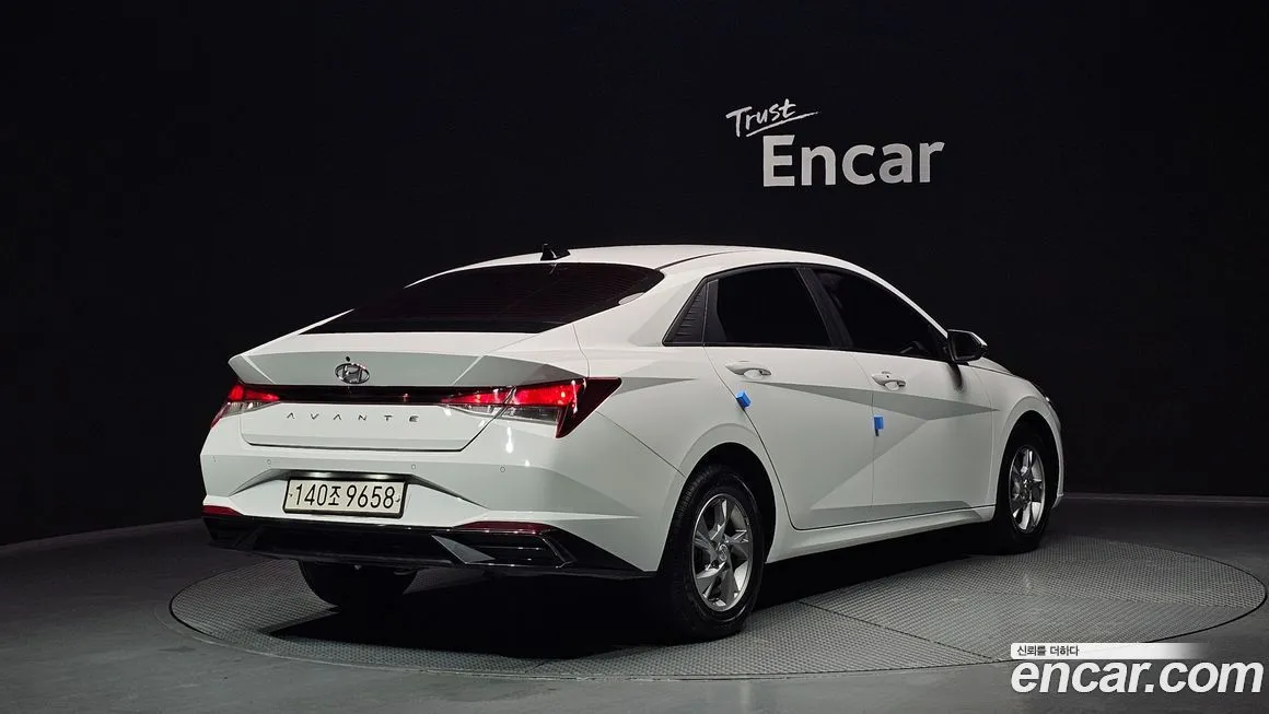 Hyundai AVANTE 2021 из KR, фото 2