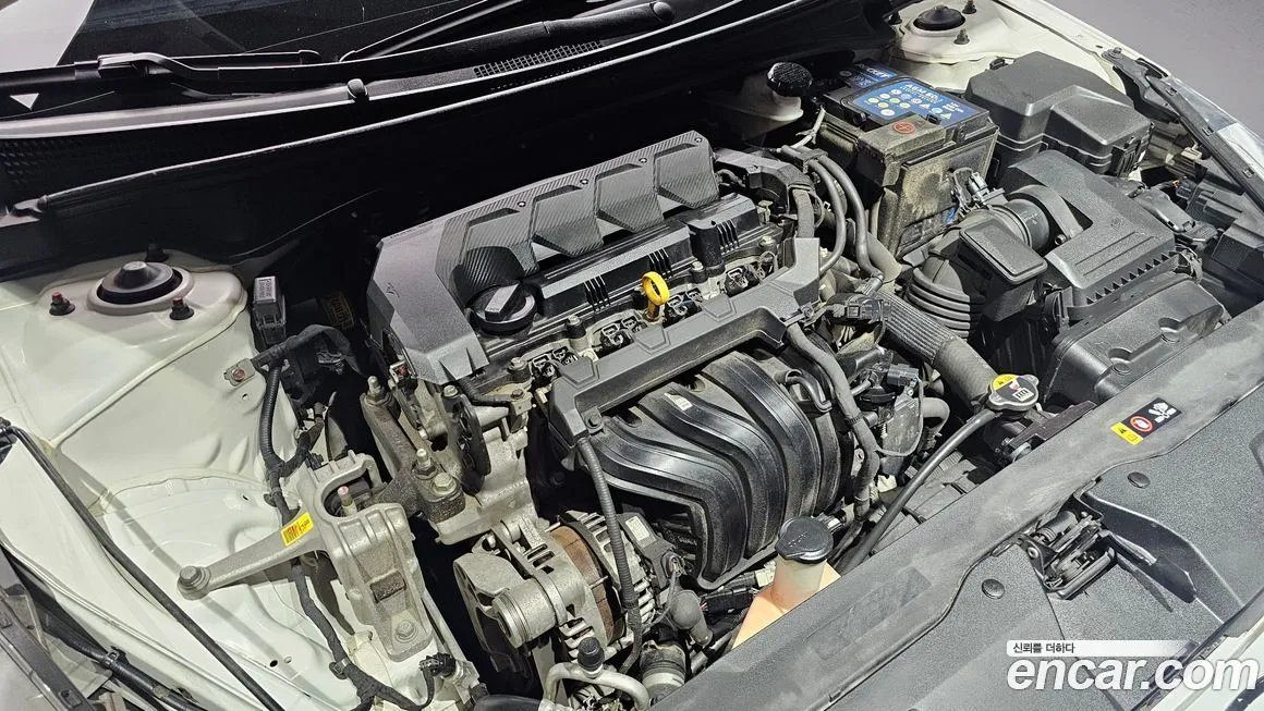 Hyundai AVANTE 2021 из KR, фото 6