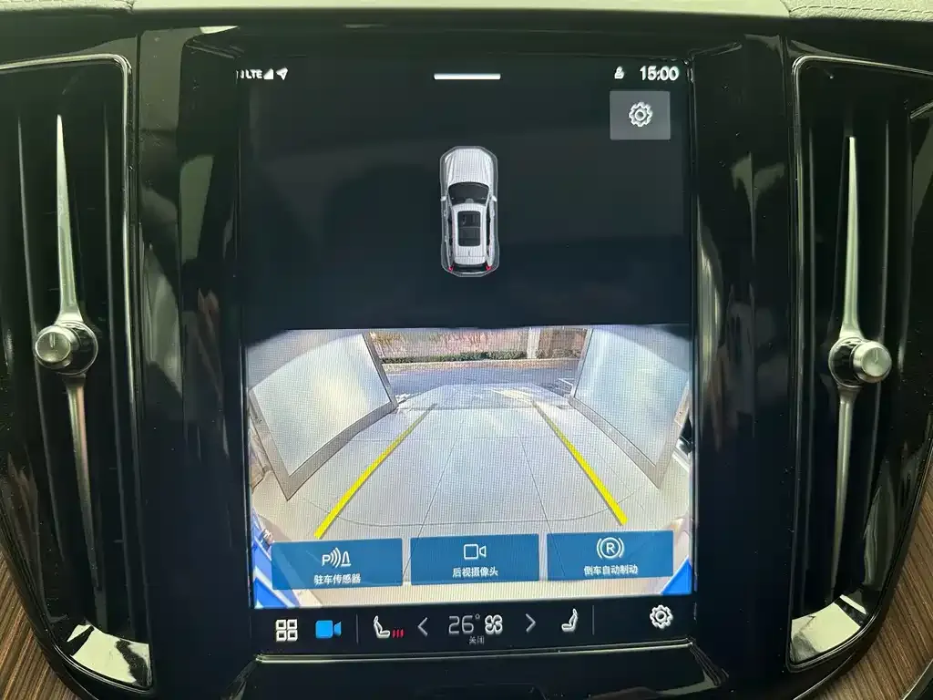 Volvo XC60 2025 из CN, фото 8