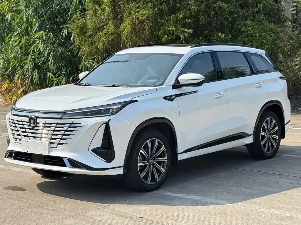 Changan CS75PLUS 2023 из CN, фото 1
