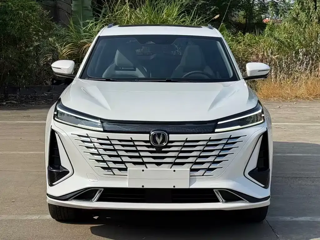 Changan CS75PLUS 2023 из CN, фото 2