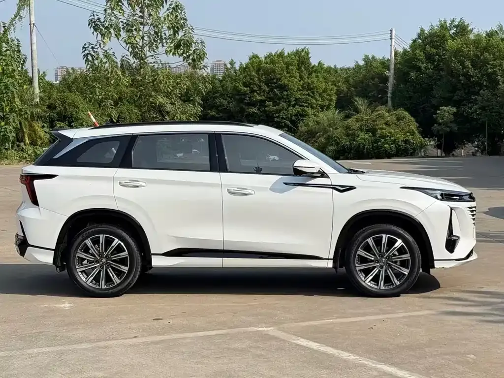 Changan CS75PLUS 2023 из CN, фото 4