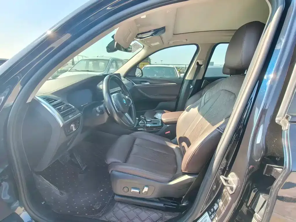 BMW X3 2021 из CN, фото 3