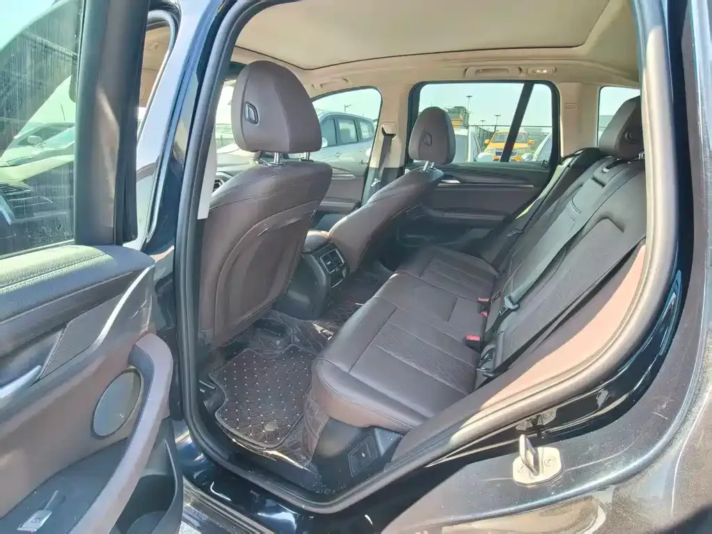 BMW X3 2021 из CN, фото 4