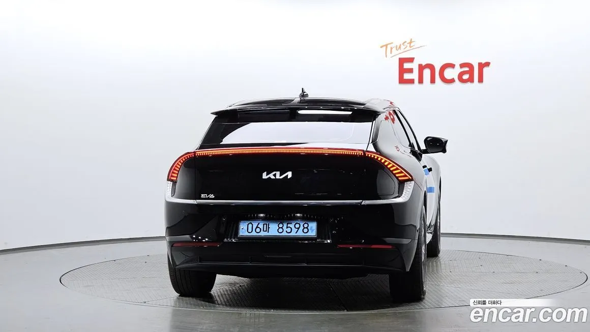 Kia EV6 2023 из KR, фото 4