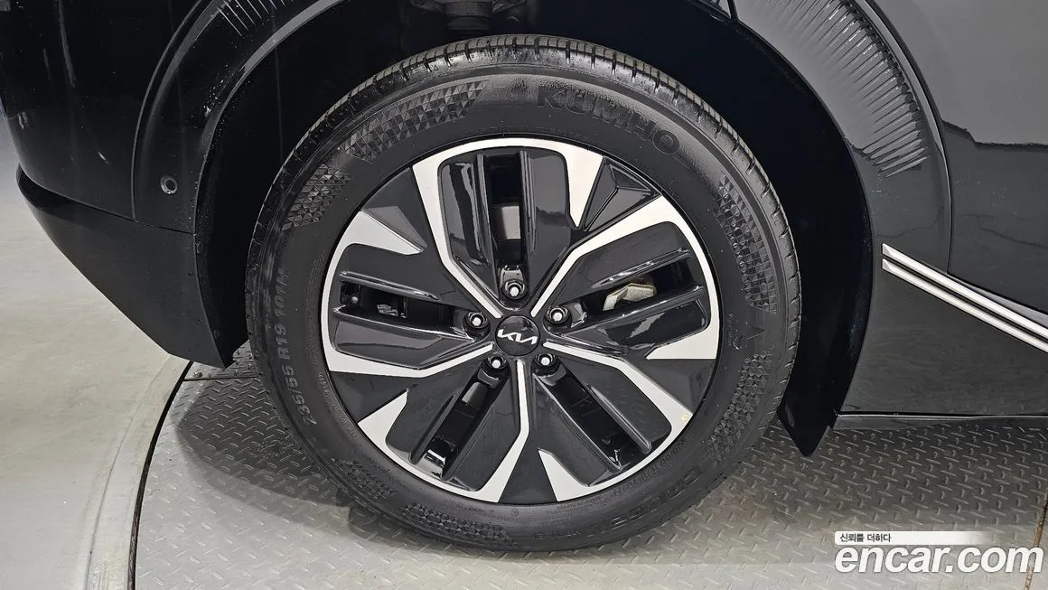 Kia EV6 2023 из KR, фото 5