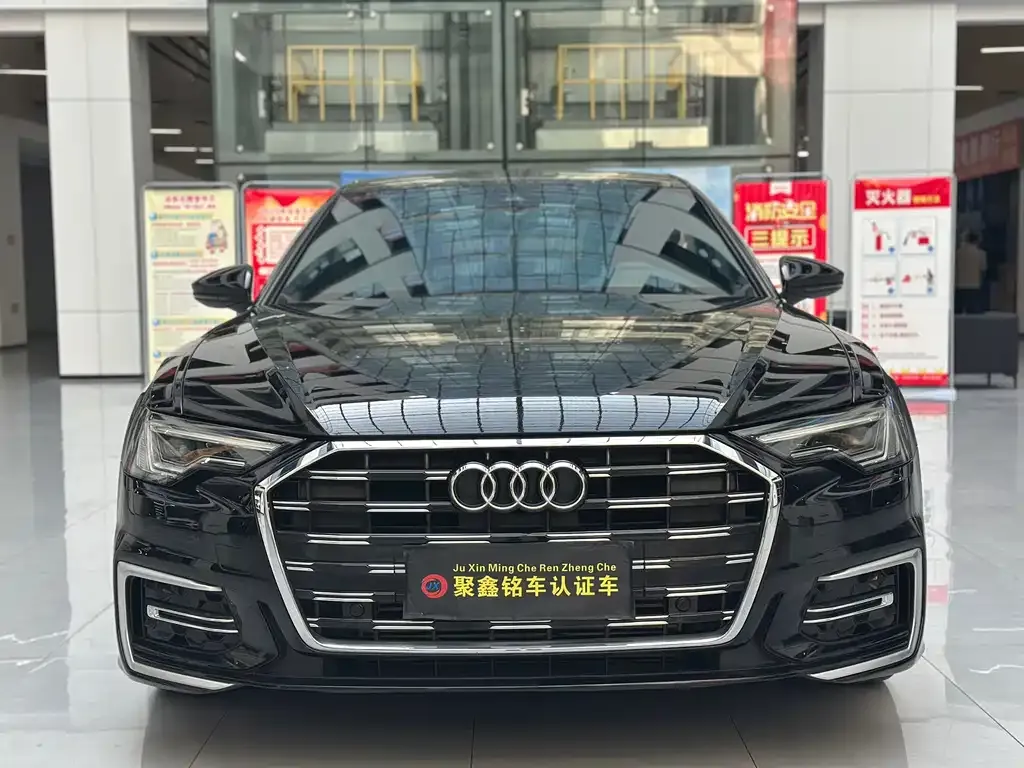 Audi A6L 2023 из CN, фото 2