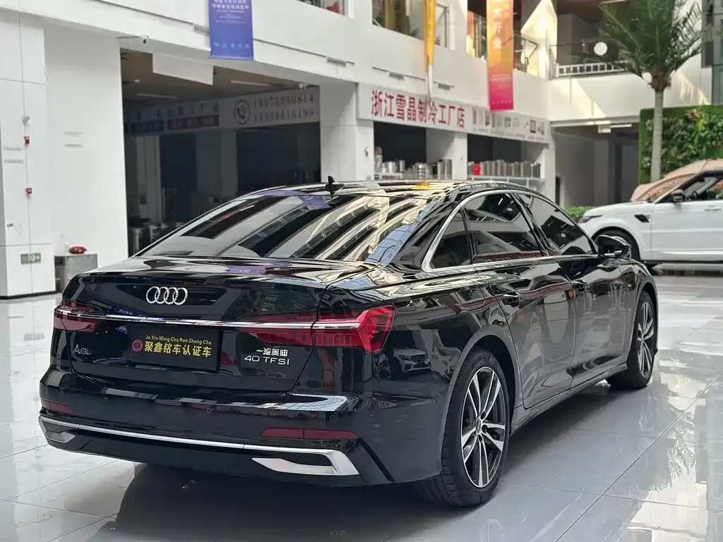 Audi A6L 2023 из CN, фото 5