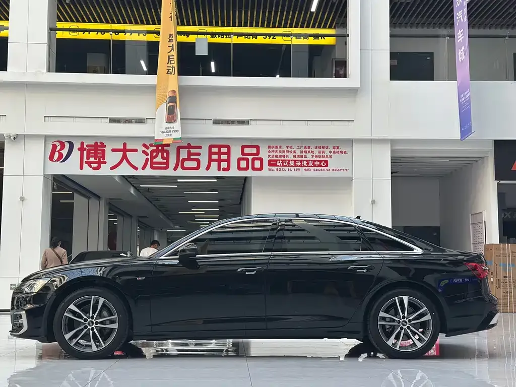 Audi A6L 2023 из CN, фото 8