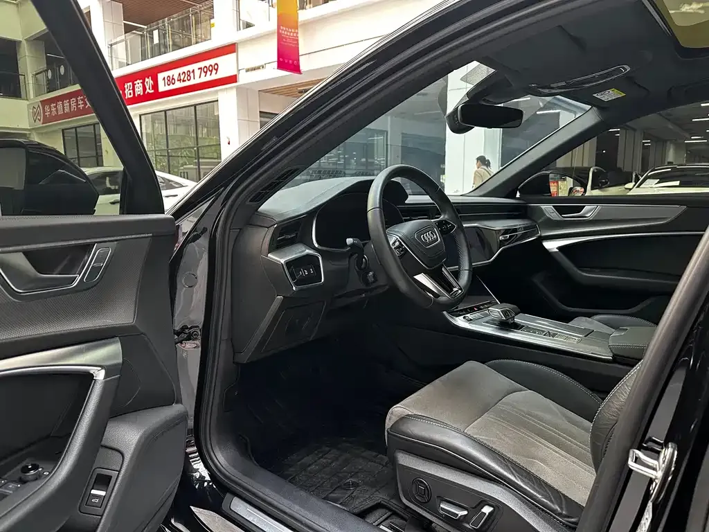 Audi A6L 2023 из CN, фото 9