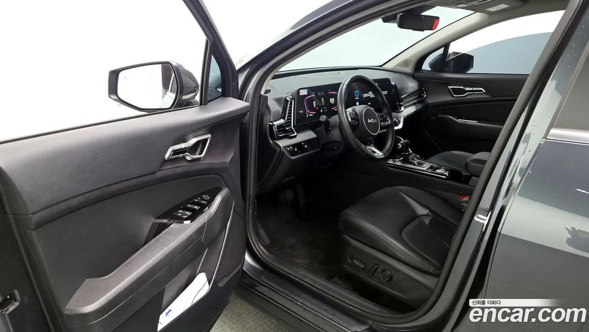 Kia Sportage — фото 10