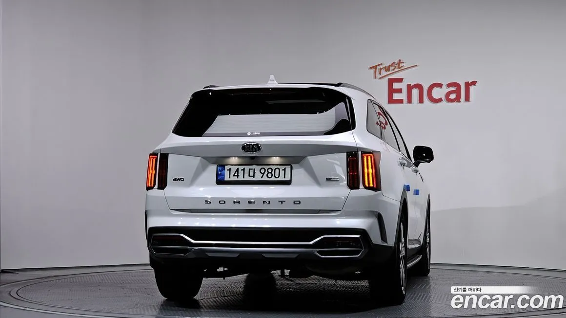 Kia Sorento — фото 4