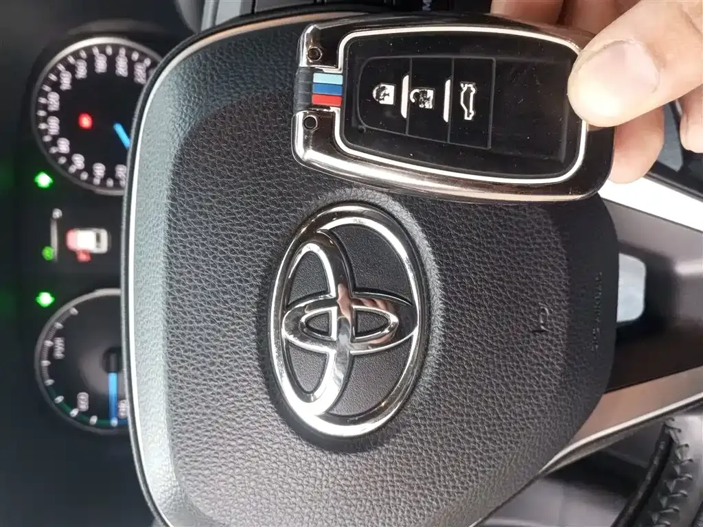 Toyota Wildlander 2021 из CN, фото 9