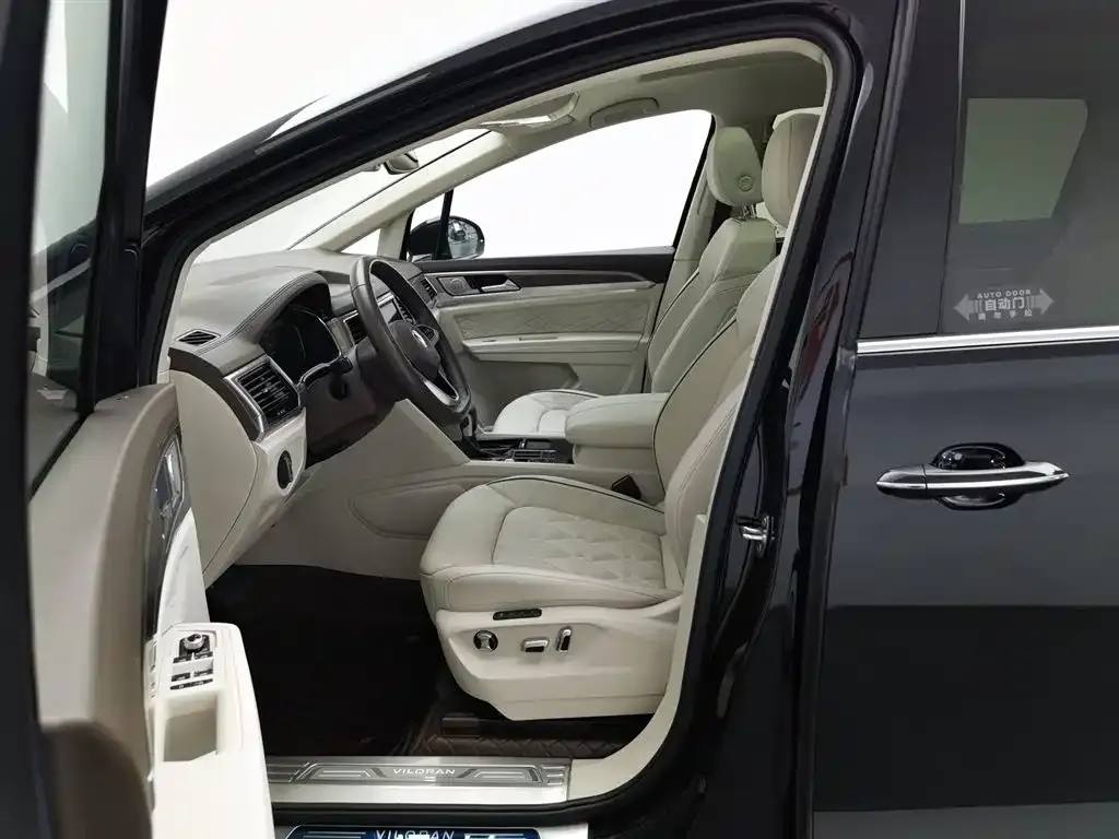 Volkswagen Viloran 2022 из CN, фото 10